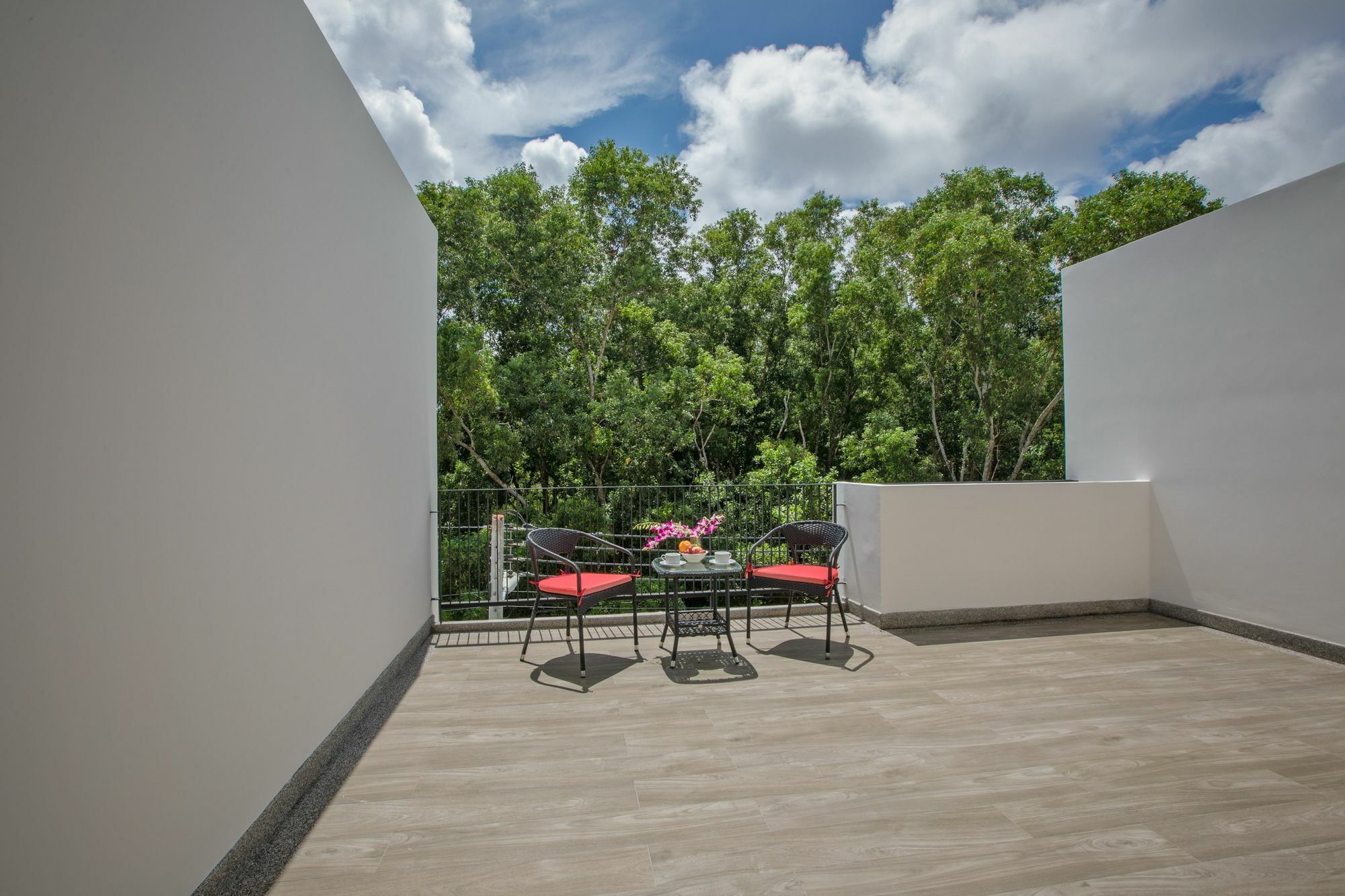 Laguna Townhome Bangtao Phuket Exterior photo